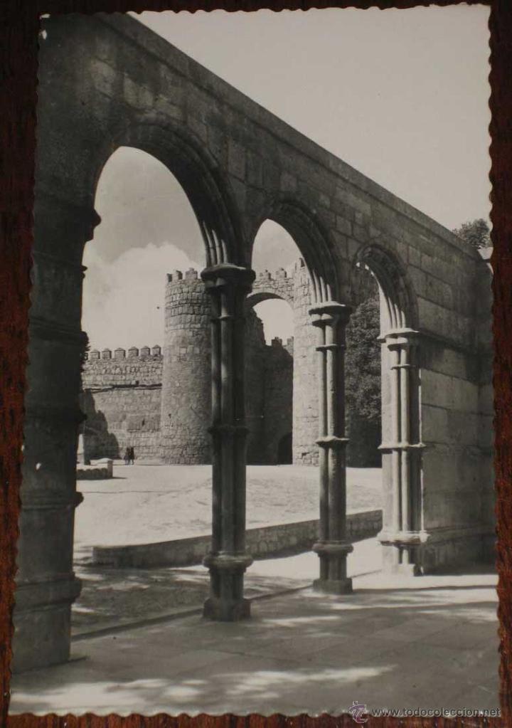 Postales: ANTIGUA FOTO POSTAL DE AVILA - PUERTA DE SAN VICENTE - ED. GARCIA GARRABELLA - NO CIRCULADA.