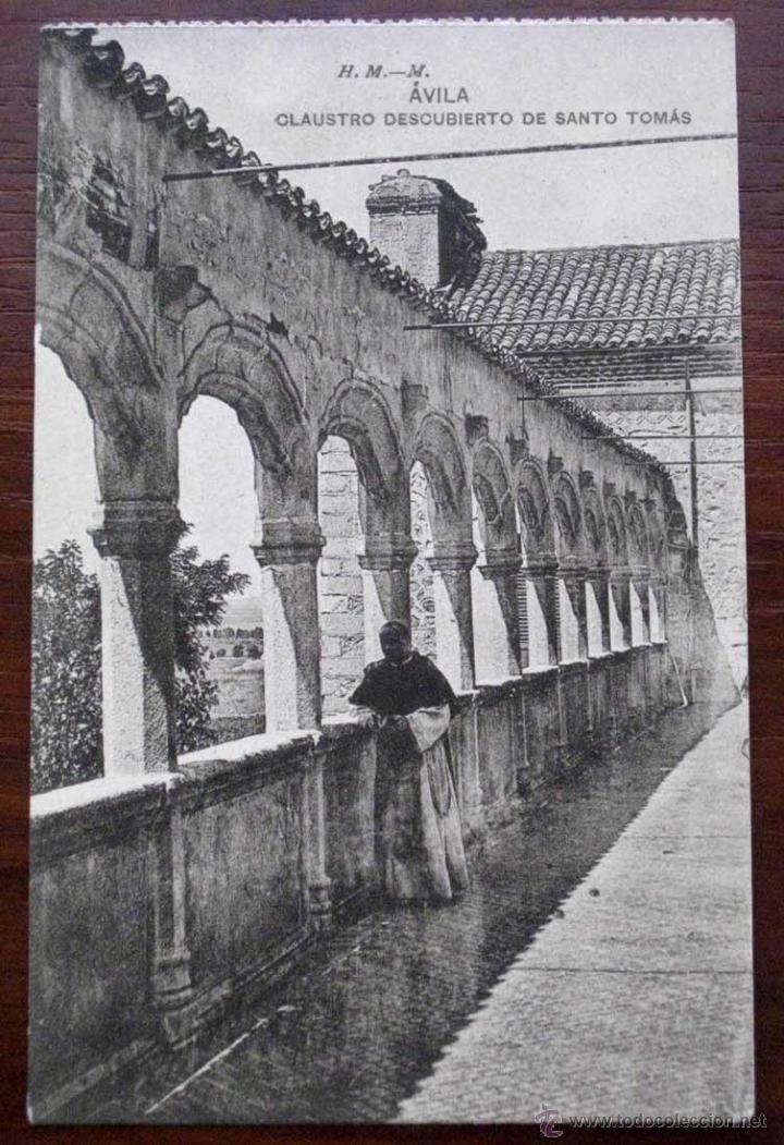 Postales: ANTIGUA POSTAL DE AVILA - CLAUSTRO DESCUBIERTO DE SANTO TOMAS - ED. HAUSER Y MENET - NO CIRCULADA.