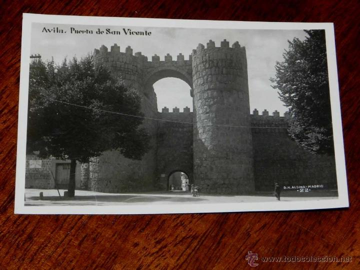 Postales: ANTIGUA FOTO POSTAL - AVILA - PUERTA DE SAN VICENTE - G.H. ALSINA - 22 - SIN CIRCULAR