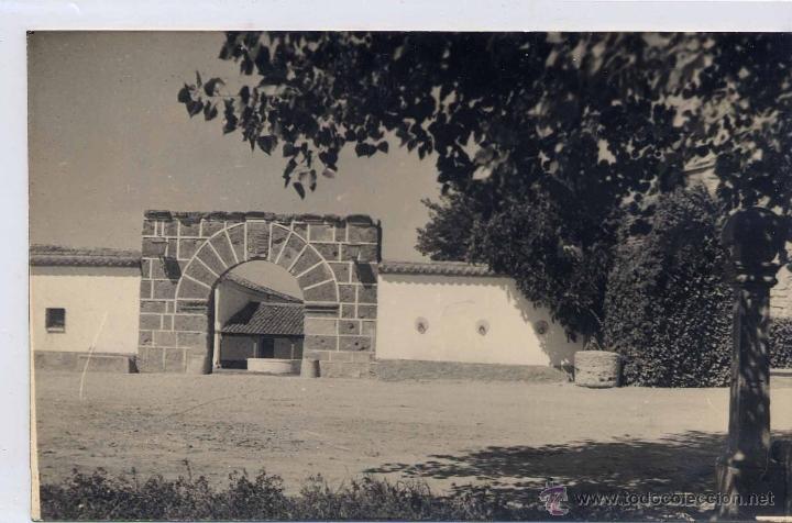 Postales: CASTILLEJO (VALLADOLID).- FOTOGRAF&Iacute;A MEDIDAS 14 X 9 CMS