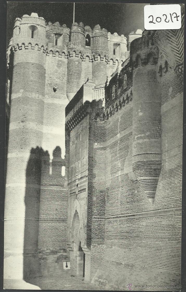 Postales: CASTILLO DE COCA - 8 - VISTA DE LA TORRE DEL HOMENAJE - HUECOGRABADO FOURNIER - (20217)