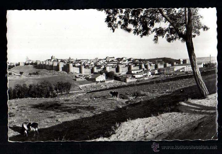 Postales: Avila. No circulada.
