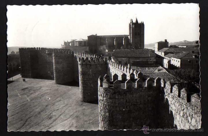 Postales: Avila. Murallas. Circulada.