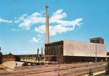 Postales: LEON - SANTUARIO NTRA. SRA. DEL CAMINO - N&ordm;,1 - ED.SUBIRATS CASANOVAS - A&Ntilde;O 1964 - NUEVA -
