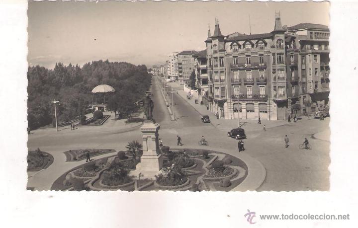 Postales: POSTAL DE LEON - PLAZA DE GUZMAN EL BUENO .