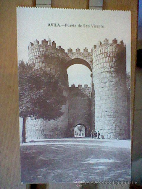 Postales: POSTAL S/C AVILA puerta San Vicente animada FOTO MAYORAL ENCINAR (b4)