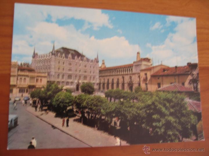 Postales: Postal Le&oacute;n Plaza San Marcelo Edificio Monte de Piedad - Foto 1
