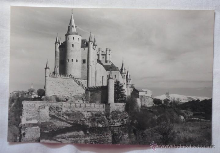 Postales: TARJETA POSTAL CASTILLOS DE ESPA&Ntilde;A ALC&Aacute;ZAR DE SEGOVIA N&ordm; 20 EDICIONES VISTABELLA A&Ntilde;OS 60