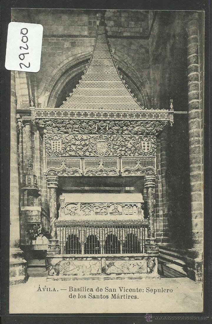 Postales: AVILA - BAS&Iacute;LICA DE SAN VICENTE - FOT&middot; LUIS SAUS - SIN CIRCULAR - (29200)