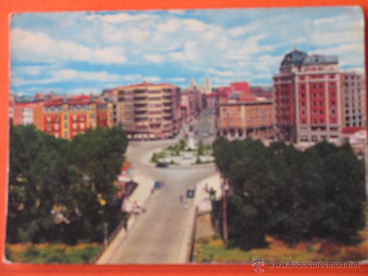 Postales: POSTAL - LEON - GLORIETA GUZMAN Y ORDO&Ntilde;O II  - ARRIBAS - NO CIRCULADA