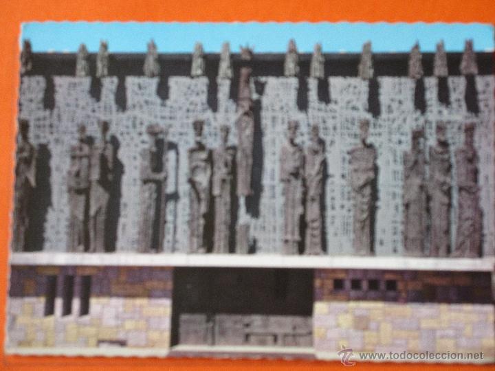Postales: POSTAL - LEON - VIRGEN DEL CAMINO - GARRABELLA  - NO CIRCULADA