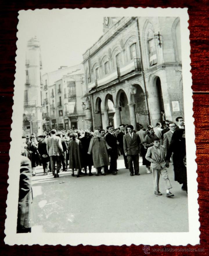 Postales: FOTOGRAFIA DE ZAMORA, SEMANA SANTA, A&Ntilde;OS 40-50, MIDE 10 X 7 CMS.