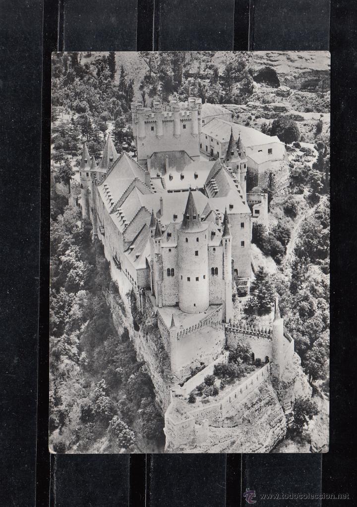 Postales: N&ordm; 1002 SEGOVIAEL ALCAZAR. VISTA A&Eacute;REA
