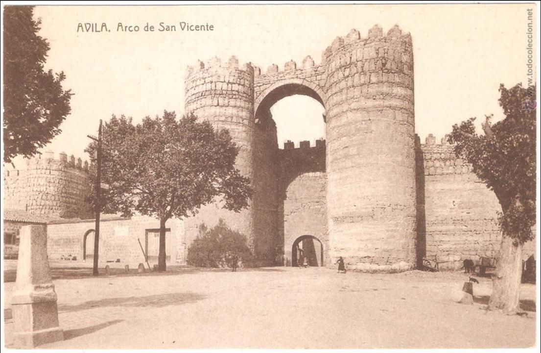 Postales: Avila Arco de San Vicente