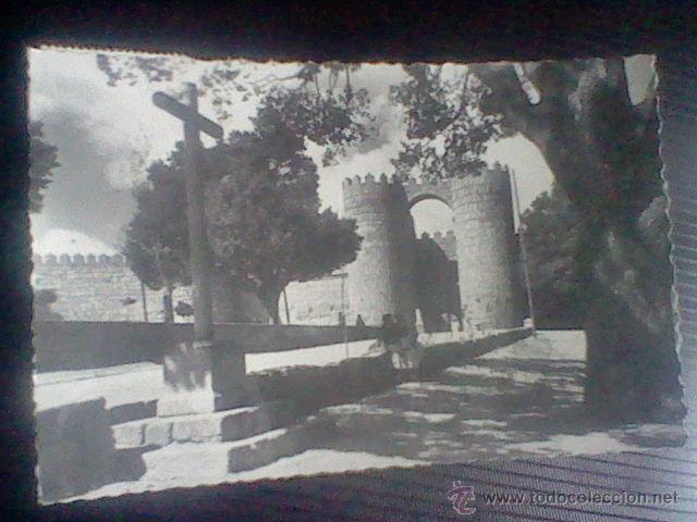 Postales: Puerta San Vicente  Avila circulada Ed Garrabella n&ordm; 11 *b48