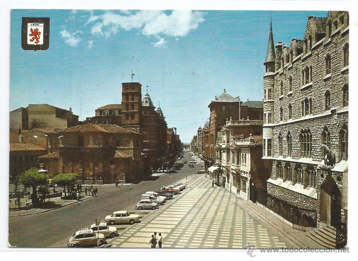 Postales: LEON .- VISTA PARCIAL PLAZA SAN MARCELO CON CALLE ORDO&Ntilde;O II AL FONDO .- EDI. FISA N&ordm; 57