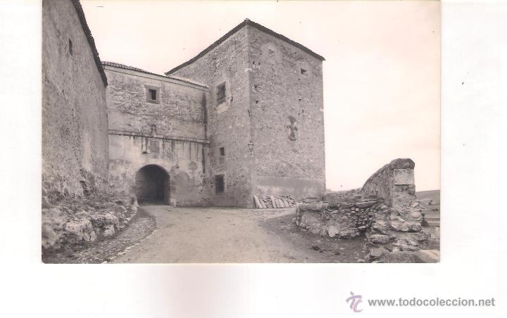 Postales: POSTAL DE PEDRAZA -PUERTA DE LA VILLA Y CARCEL - - Foto 1
