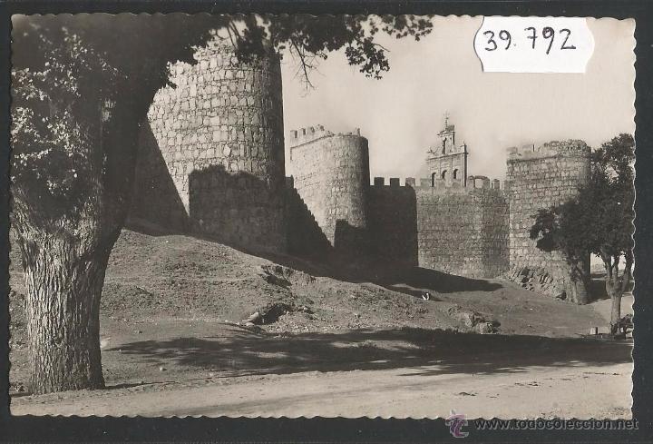 Postales: AVILA - 45 - DETALLE DE LAS MURALLAS - ED&middot; GARCIA GARRABELLA - (39792)