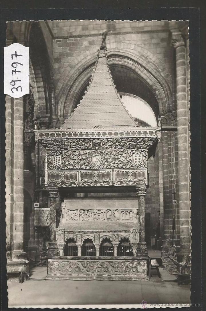Postales: AVILA - 38 - BASILICA DE SAN VICENTE - ED&middot; GARCIA GARRABELLA - (39797)
