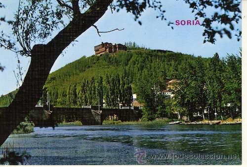Postales: MAGNIFICA POSTAL  RIO  DUERO Y PARADOR DE TURISMO SORIA