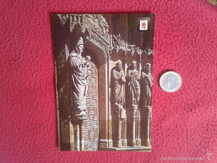 Postales: POSTAL POSTCARD VER FOTO/S LEON CATEDRAL DETALLE DE LA PUERTA CENTRAL FISA ESCUDO DE ORO IDEAL COLEC