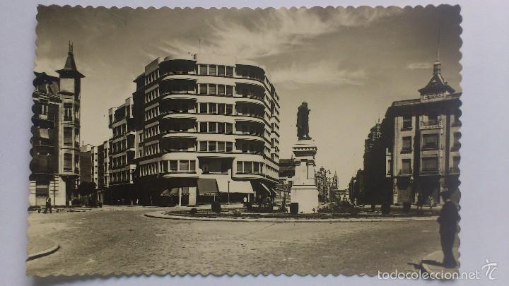 Postales: POSTAL LEON - PLAZA DE GUZMAN EL BUENO Y AVENIDA DE ORDO&Ntilde;O II