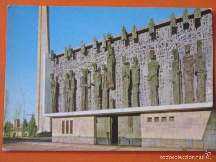 Postales: POSTAL - LEON - SANTUARIO NUESTRA SE&Ntilde;ORA DEL CAMINO - VALMAN - NO CIRCULADA