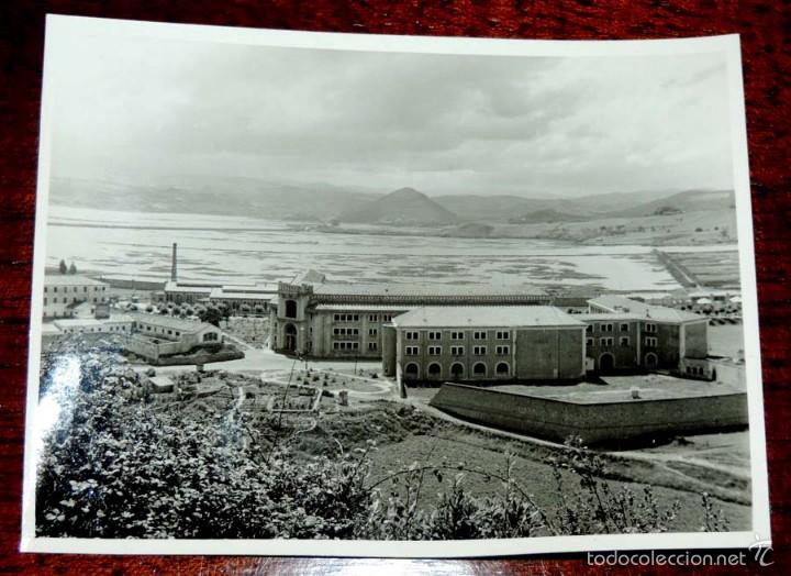 Postales: FOTOGRAFIA DE EL PENAL DE SANTO&Ntilde;A (CANTABRIA) MIDE 11,7 X 8,6 CMS. UN POCO MAS PEQUE&Ntilde;A QUE UNA POSTA