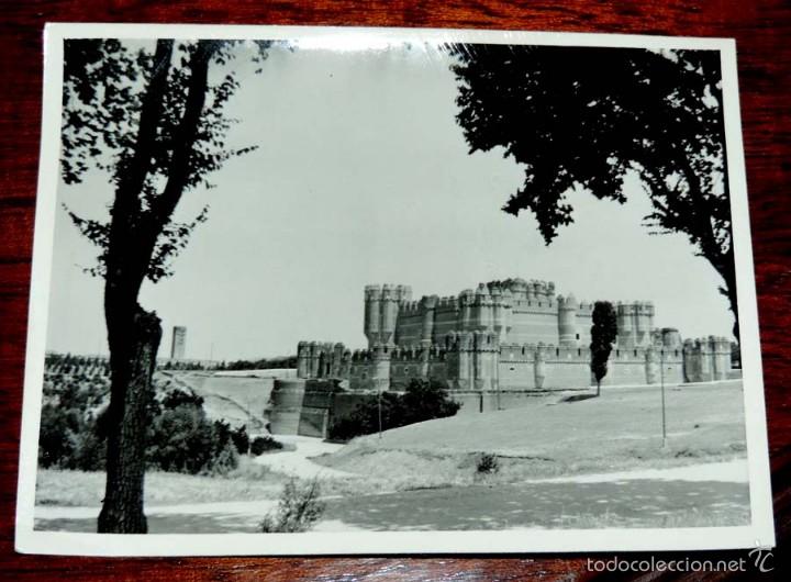 Postales: FOTOGRAFIA DE COCA (SEGOVIA), A&Ntilde;OS 50, MIDE 11,8 X 8,8 CMS. UN POCO MAS PEQUE&Ntilde;A QUE UNA POSTAL.
