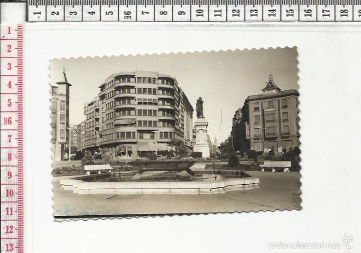 Postales: 14.480 TARJETA POSTAL BLANCO Y NEGRO, GLORIETA GUZMAN EL BUENO, LEON