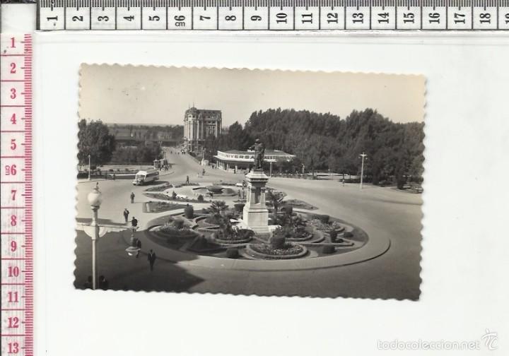 Postales: 14.481 TARJETA POSTAL BLANCO Y NEGRO, GLORIETA GUZMAN EL BUENO, LEON