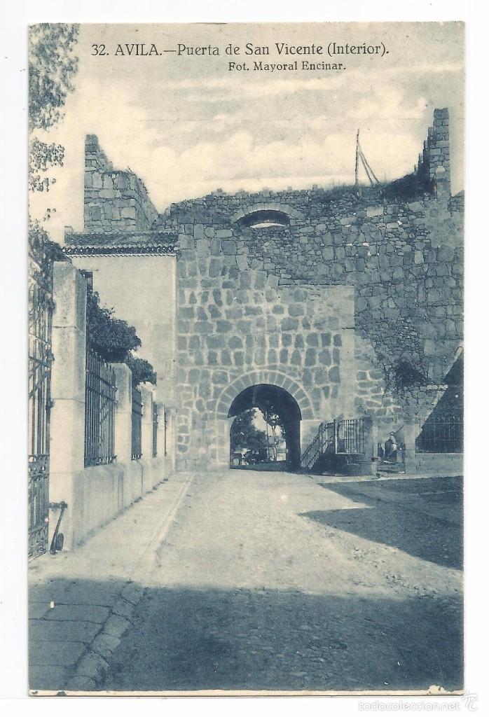 Postales: AVILA .- PUERTA DE SAN VICENTE .- INTERIOR .- FOTO MAYORAL ENCINAR N&ordm; 32