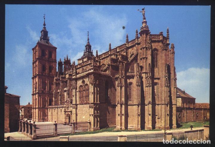 Postales: LE-0592- LE&Oacute;N. ASTORGA. LA CATEDRAL. - Foto 1