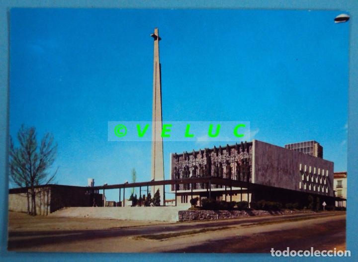 Postales: LEON: SANTUARIO NTRA SRA DEL CAMINO. VISTA GRAL. FOTOCOLOR VALMAN S.A. 1970. SIN CIRCULAR