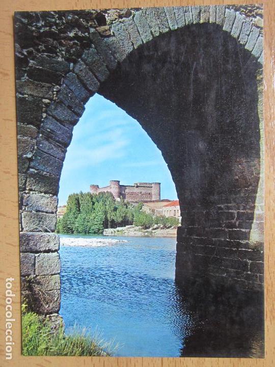Postales: Barco de &Aacute;vila. Castillo de Valdecorneja,a traves del puente romano.. Ed. Resflo N&ordm;11. A&ntilde;o 1965.