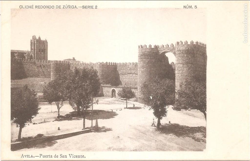 Postales: AVILA PUERTA DE SAN VICENTE CLICHE REDONDO DE ZU&Ntilde;IGA SERIE 2 NUM. 5, SIN CIRCULAR Y SIN DIVIDIR