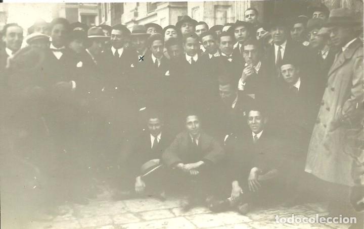 Postales: (XJ-170652)POSTAL FOTOGRAFICA DE VALLADOLID-FIESTA EN LA UNIVERSIDAD 1927.ARCHIVO CELESTINO MUGA