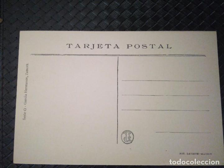 Postales: ZAMORA.  CALLE DE BARRAB&Aacute;S.  SIN CIRCULAR. - Foto 2
