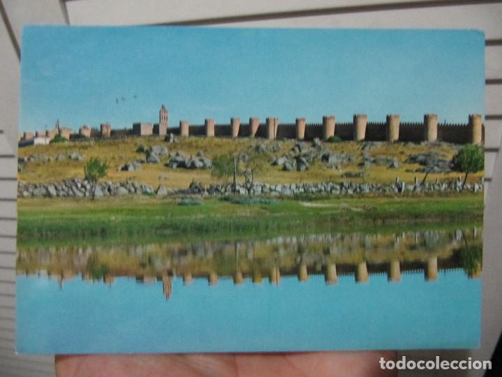 Postales: ANTIGUA POSTAL DE AVILA N&ordm; 16 VISTA PARCIAL DE LAS MURALLAS GARCIA GARRABELLA Y CIA A&Ntilde;OS 60