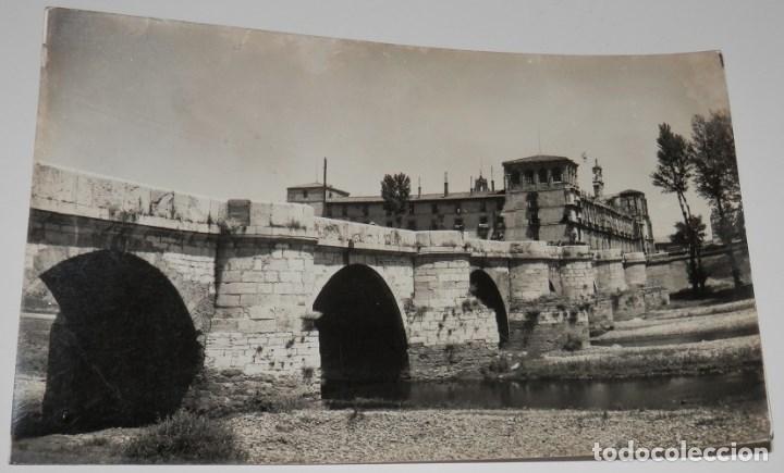 Postales: TARJETA POSTAL ANTIGUA DE LE&Oacute;N - Foto 1