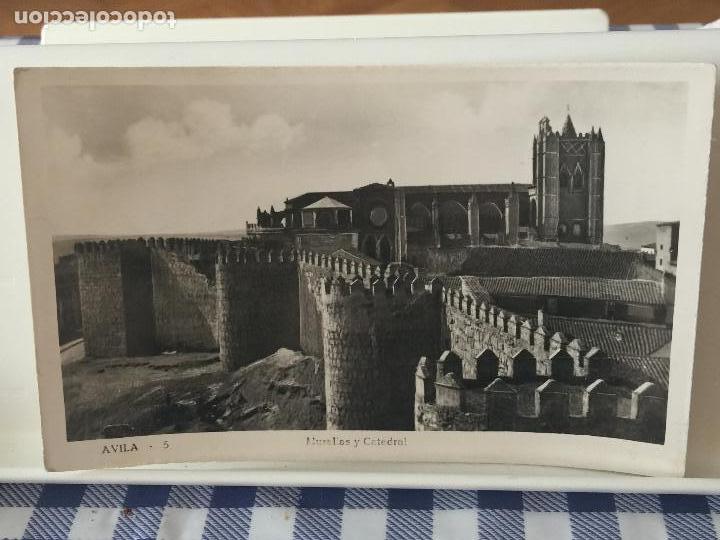 Postales: POSTAL AVILA. MURALLAS Y CATEDRAL. ESCRITA.