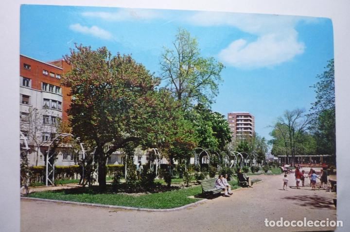 Postales: postal palencia.-jardines de salon--circulada