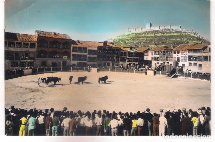 Postales: POSTAL DE PE&Ntilde;AFIEL - PLAZA DEL COSO DESENCAJONAMIENTO DE LOS TOROS .