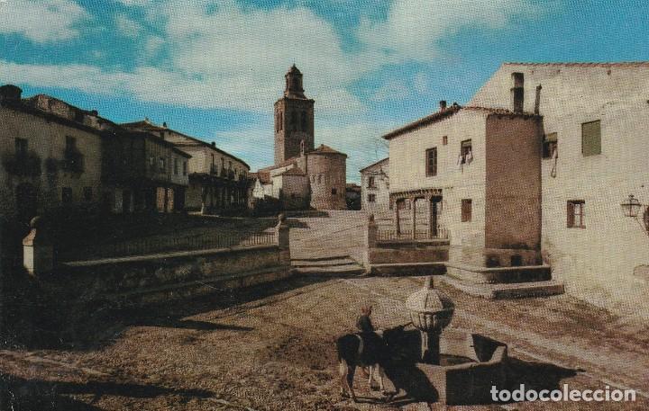 Postales: POSTAL DE AREVALO - FUENTE DE LOS CUATRO CA&Ntilde;OS Y PLAZA DE LA VILLA