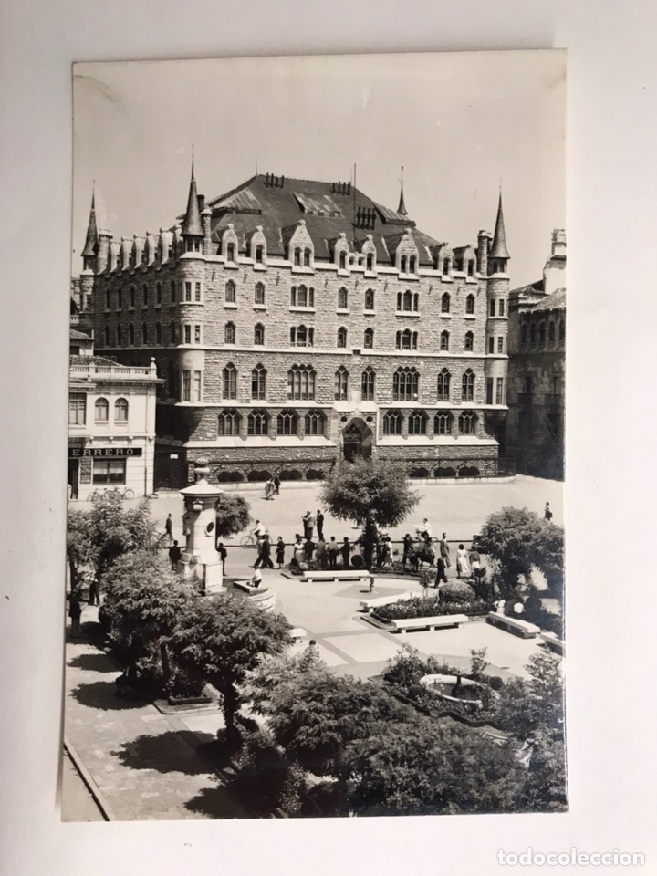 Postales: LEON Postal No. 166, Jardines de la Plaza de San Marcelo y Caja de Ahorros. Edic. Arribas (h.1960?)