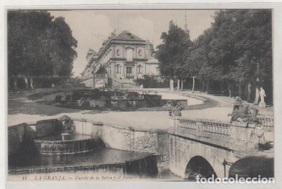 Postkarten: LA GRANJA 18 FUENTE DE LA SELVA Y EL PALACIO REAL . EDITOR L L SIN CIRCULAR.