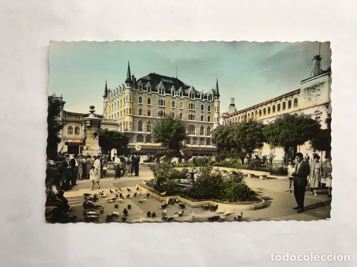 Postales: LEON. Postal Animada, Coloreada. No.215, Plaza de San Marcelo. Edita: ediciones Arribas (h.1960?)