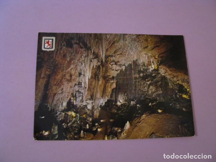Postales: CUEVAS DEL VALPORQUERO. (LEON). ED. SUBIRATS CASANOVAS. ESCRITA.