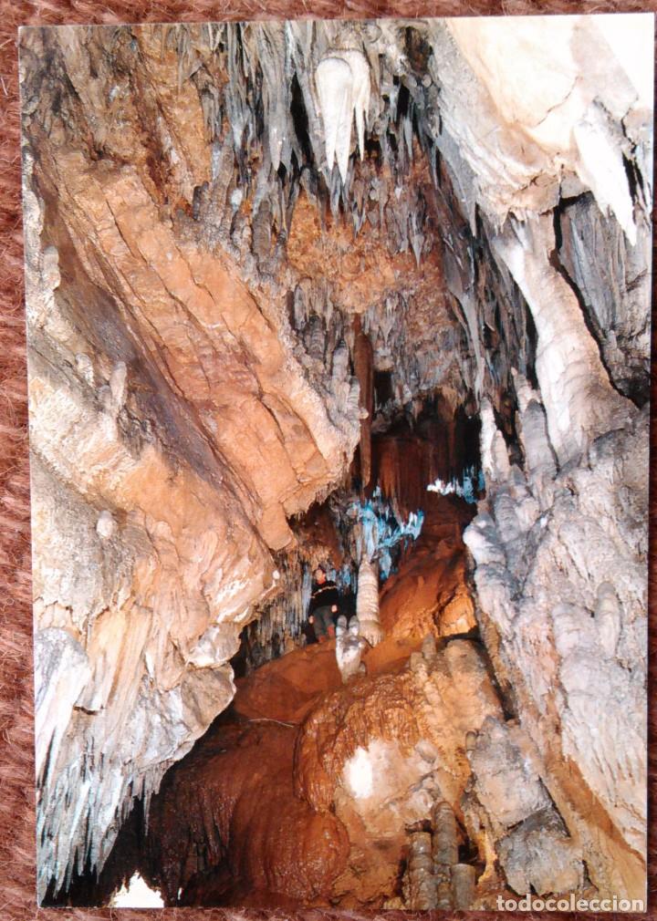 Postales: CUEVAS DE VALPORQUERO - LEON