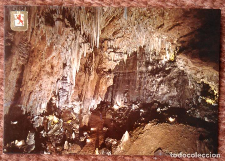 Postales: CUEVAS DE VALPORQUERO - LEON